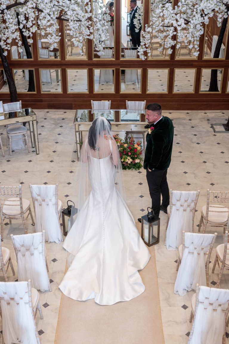 5 Tips for Writing Your Own Personal and Meaningful Wedding Vows