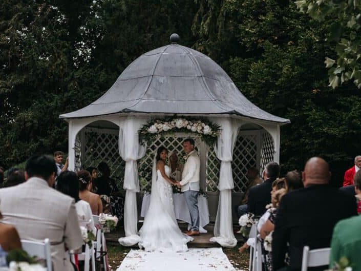 outside wedding