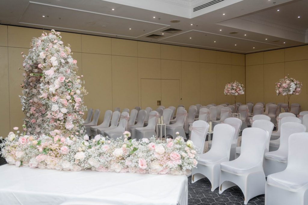 registra table flowers