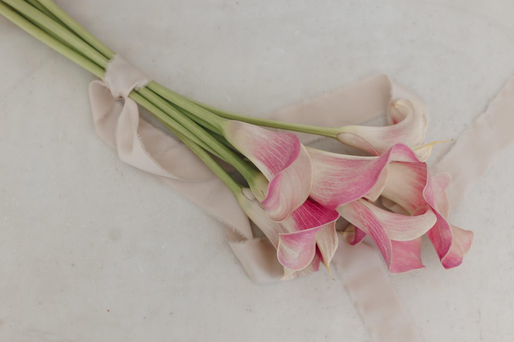 Fresh calla lilly brides bouquet